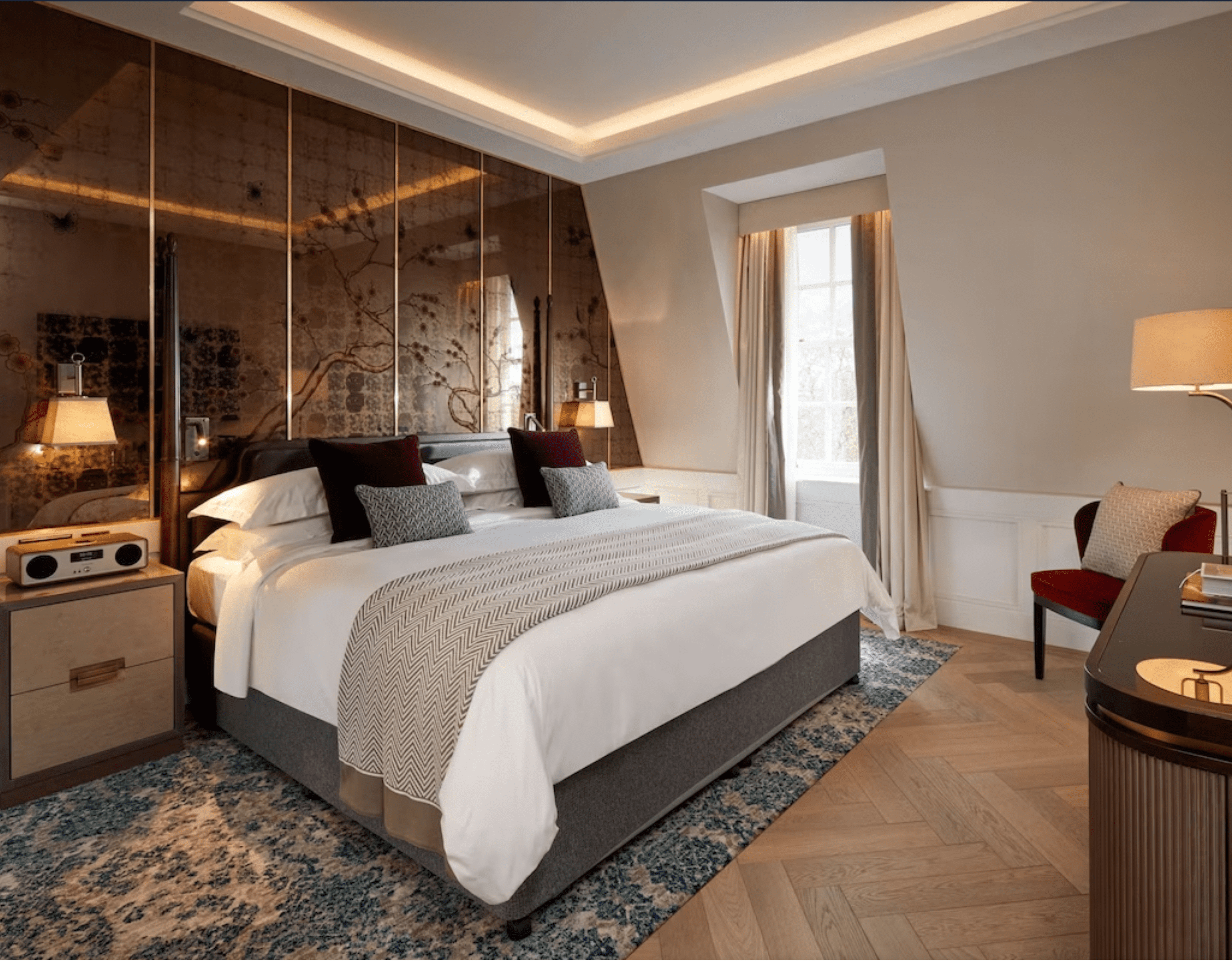 Hotelsand Hostels